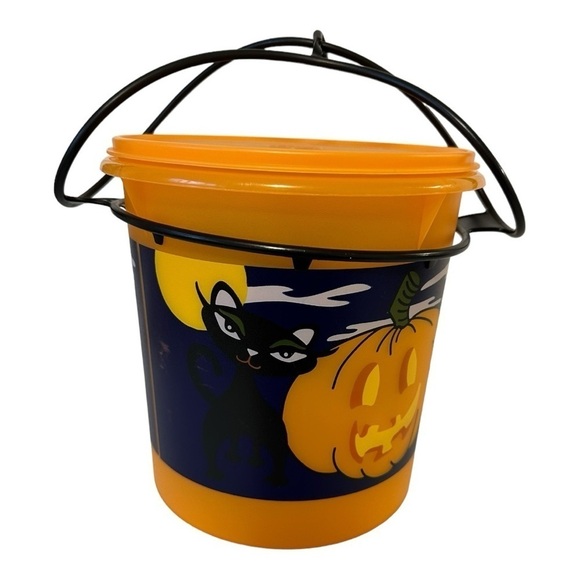 Tupperware Vintage 5qt. Halloween Bucket w/Lid & Handle - Picture 3 of 12